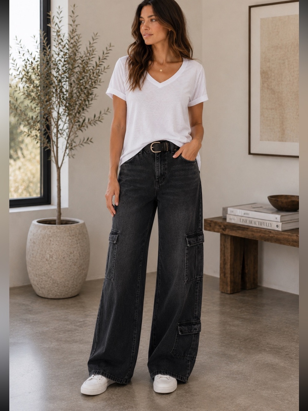 Black Wide-Leg Cargo Jeans
